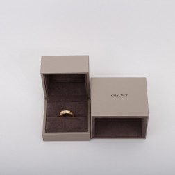 Anillo con brillantes