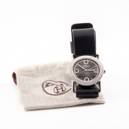 Reloj Barénia Redondo en acero cepillado modelo grande.